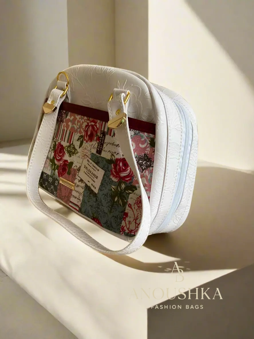 Evie Bowler Handbag white