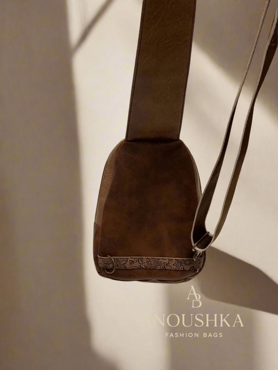 Everyday Men's Sling bag