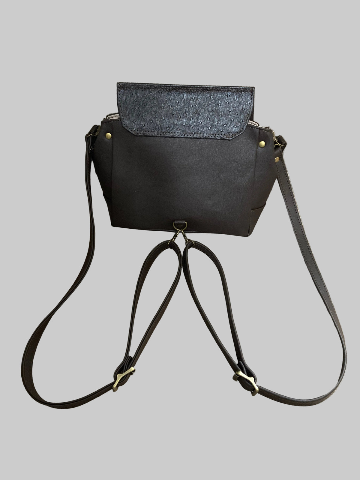 Brontide Convertible Bag (Brown)