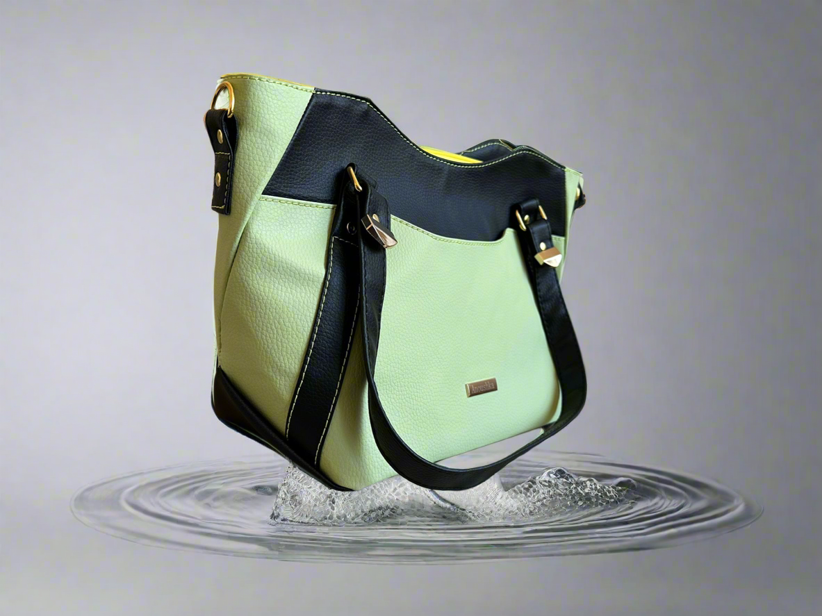 Hiraeth Handbag pistachio & black