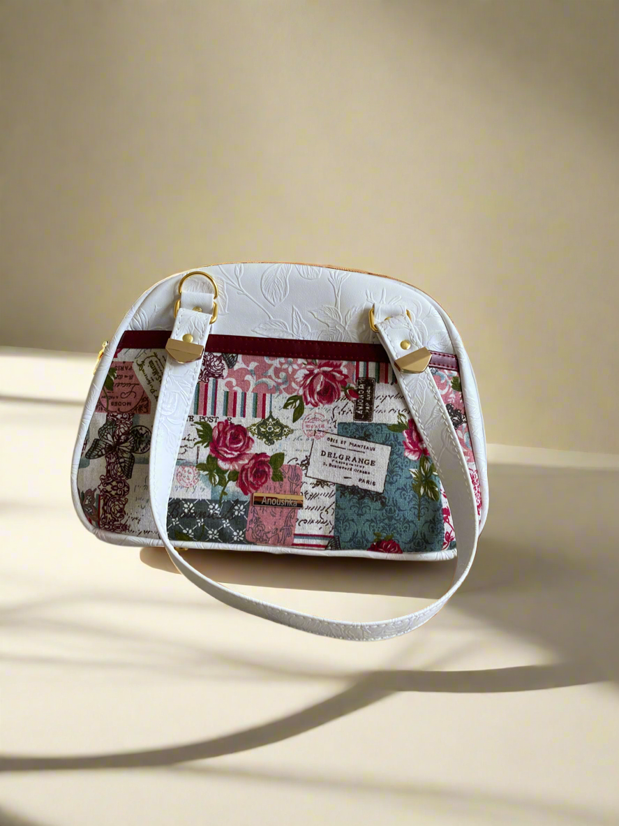 Evie Bowler Handbag white
