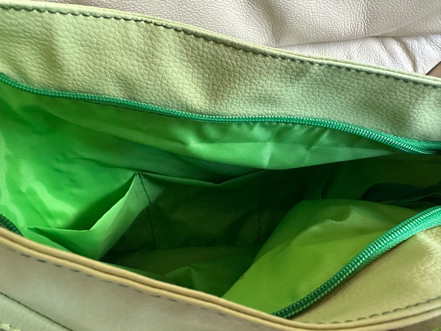 Super Slouch Handbag(Pistachio)