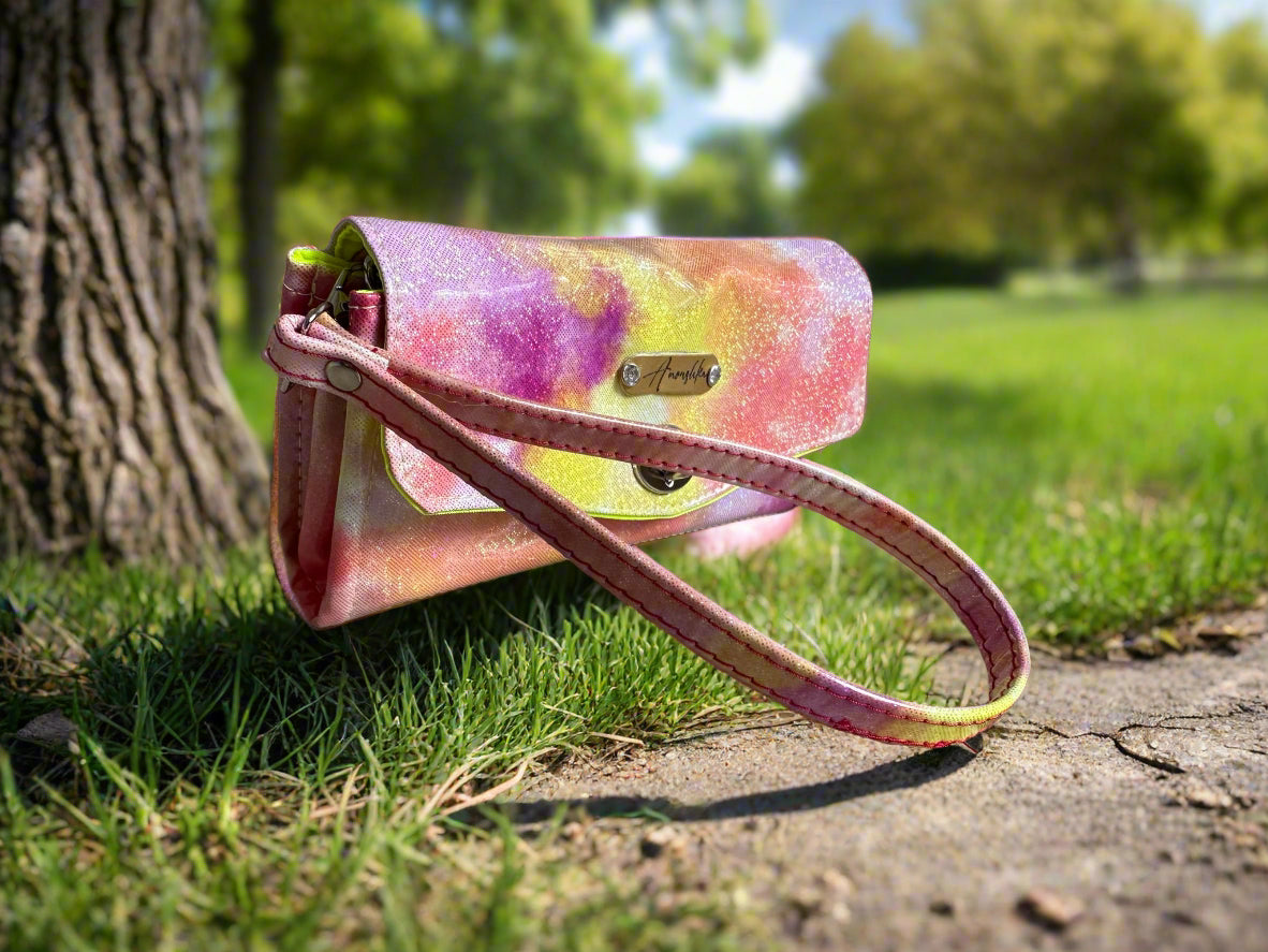 Necessary Clutch Wallet/Purse Pink