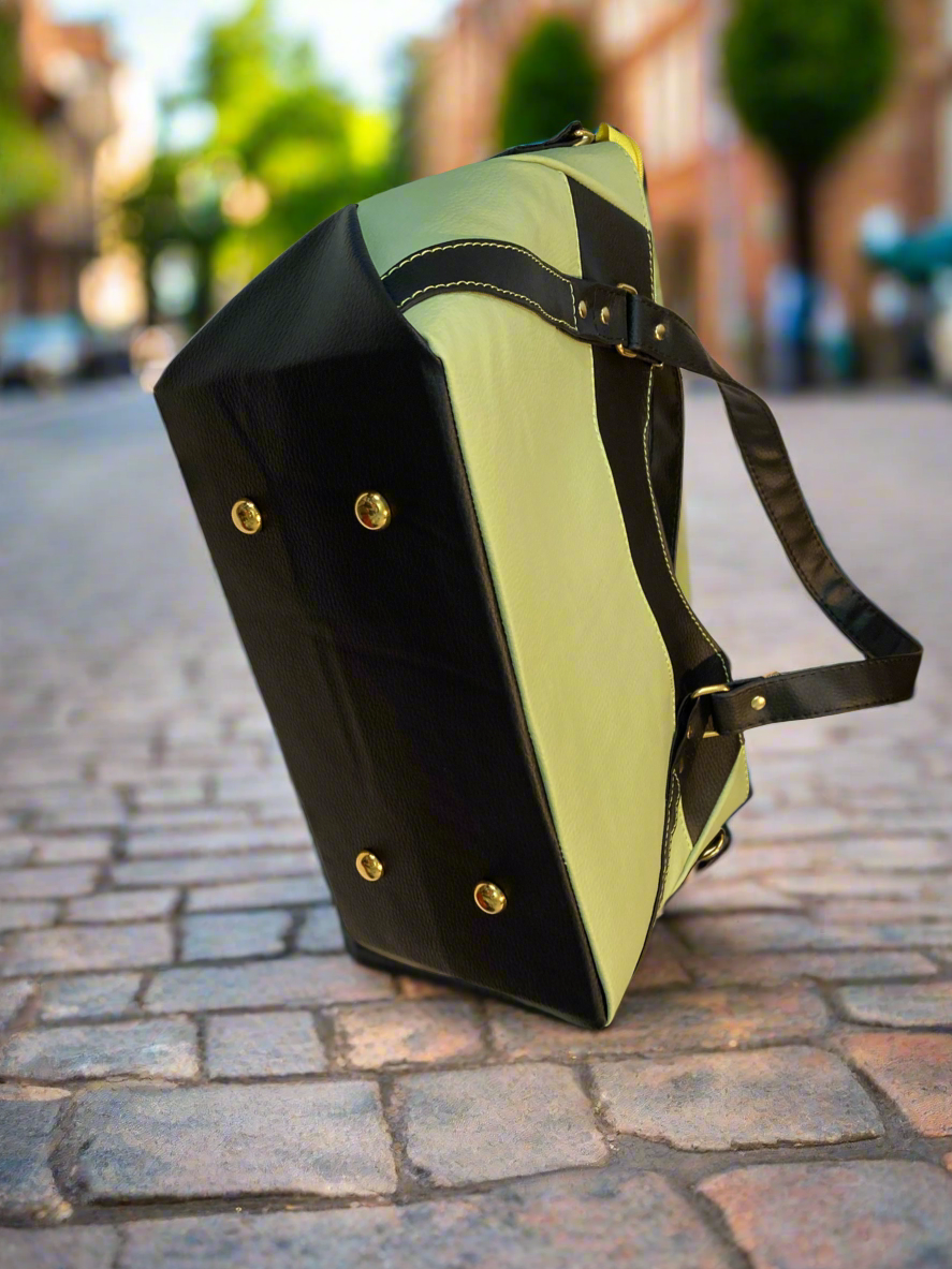 Hiraeth Handbag pistachio & black