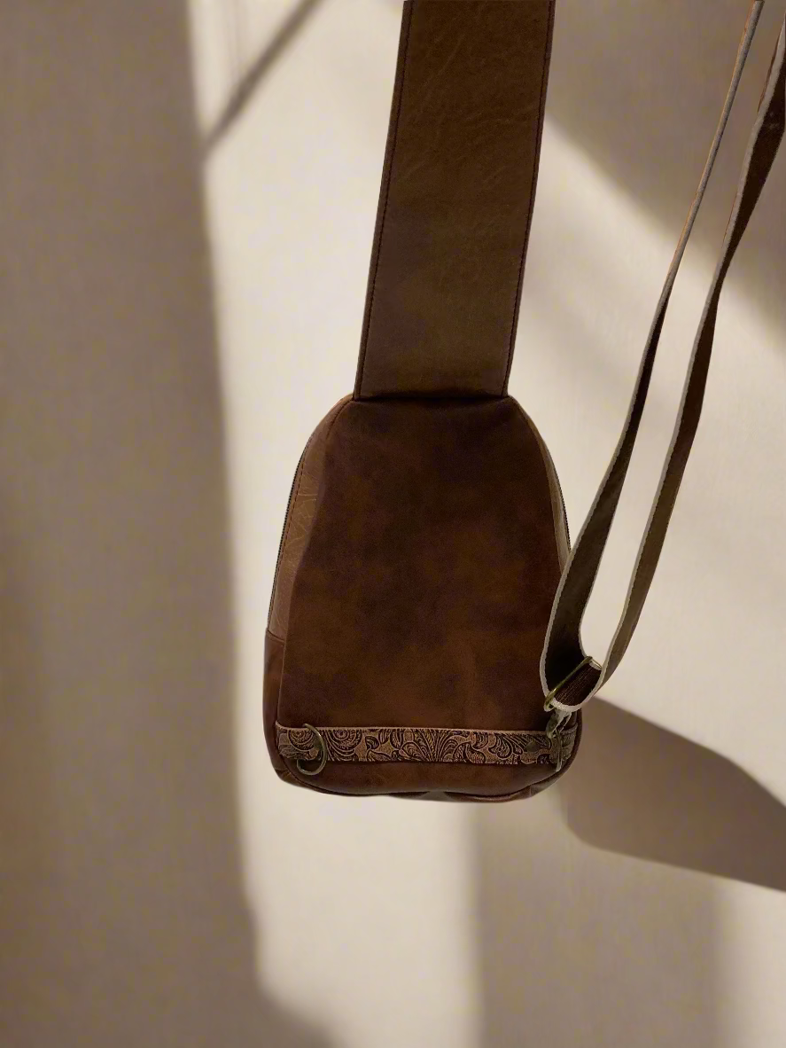 Everyday Men's Sling bag