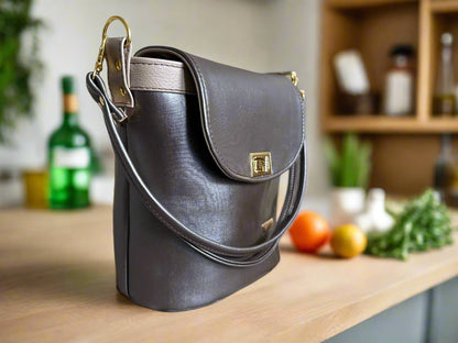 Baby Belle Bucket Bag (brown)