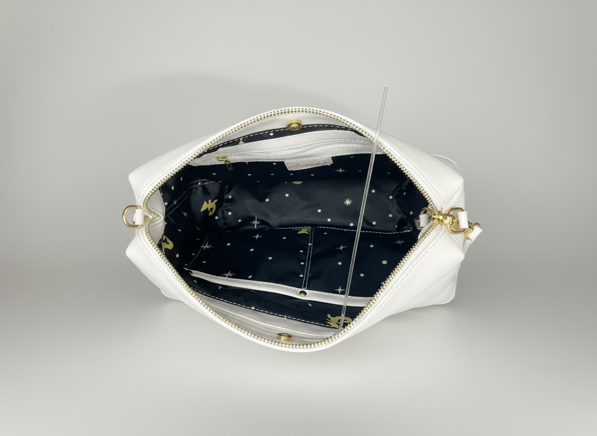 Hireath Handbag (Black & White)