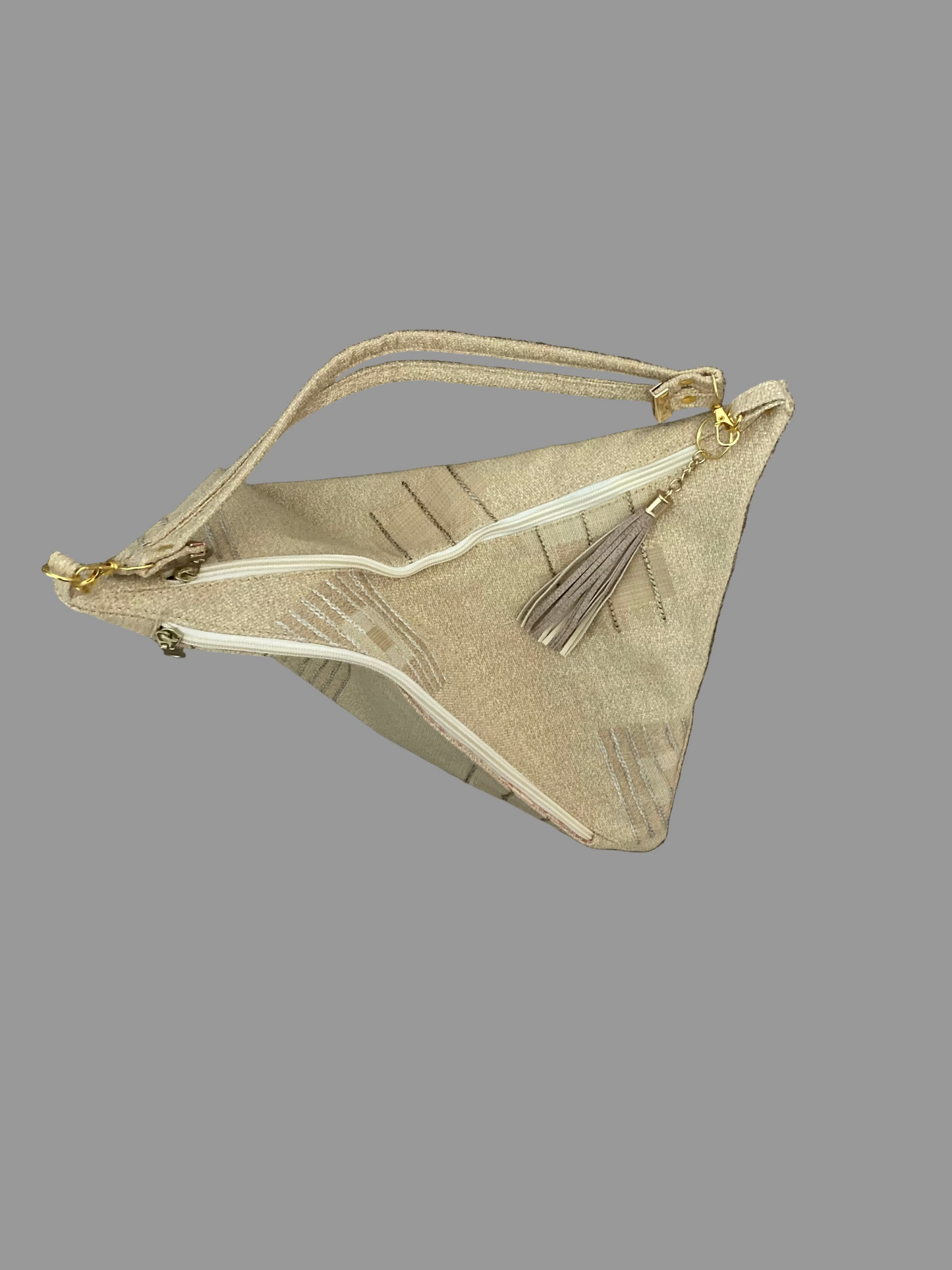 Traudy Triangular Shoulder Bag(Beige)
