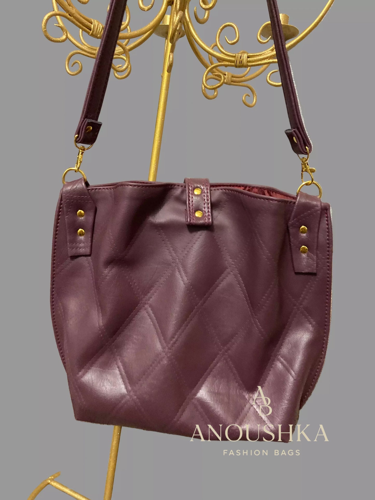 Hinterland Handbag(Wine)