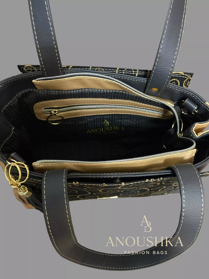 Charyn Handbag(Gold)
