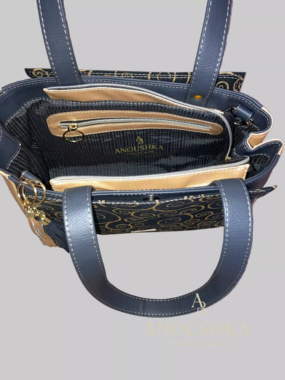 Charyn Handbag(Gold)