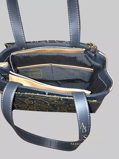 Charyn Handbag(Gold)