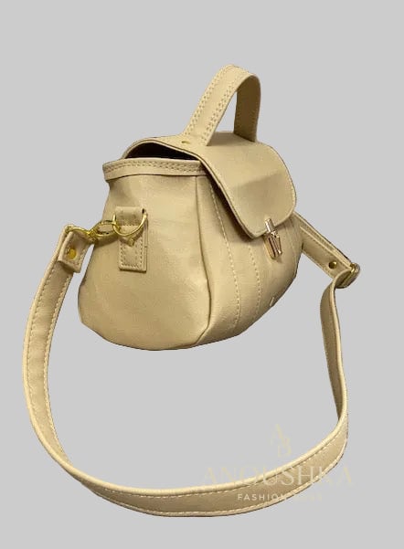 Novella Handbag (Tan)