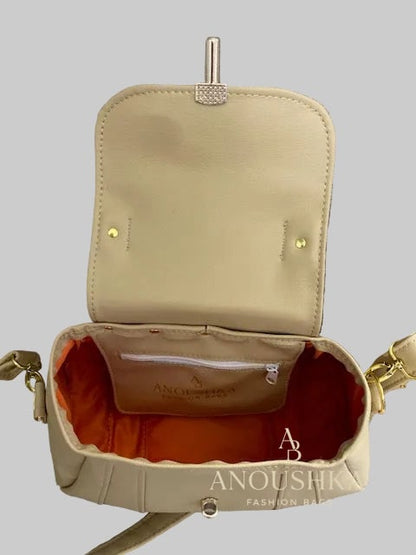 Novella Handbag (Tan)