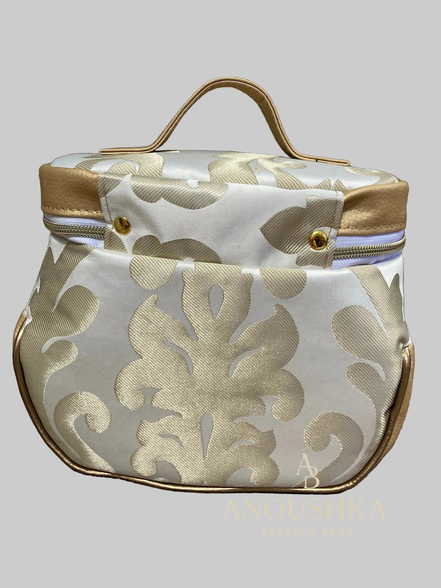 Fernweh luxury vanity cosmetic case (Gold)