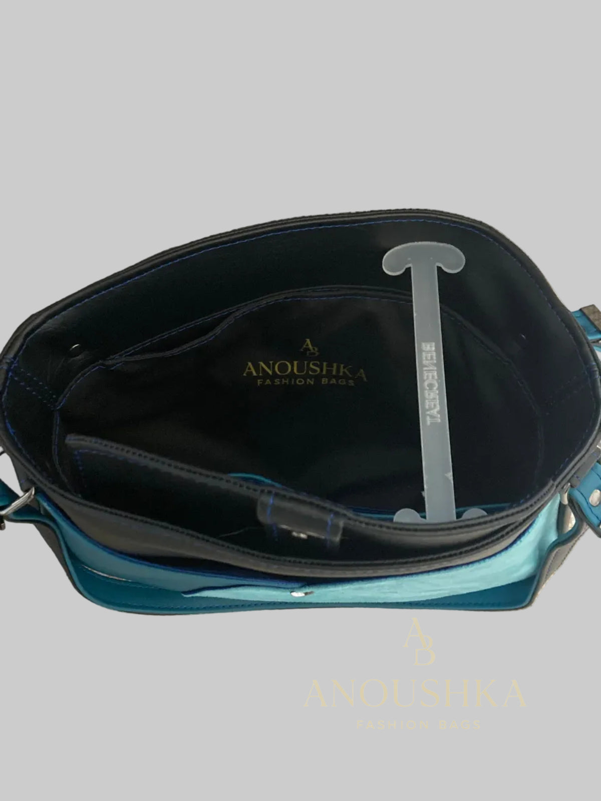 Reverdie Shoulder Bag (Teal/Black)