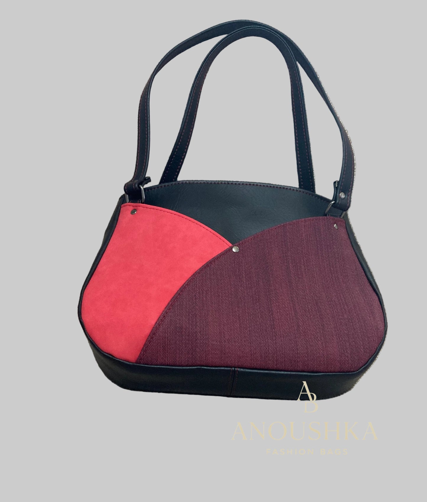 Reverdie Shoulder Bag (Red/Black)