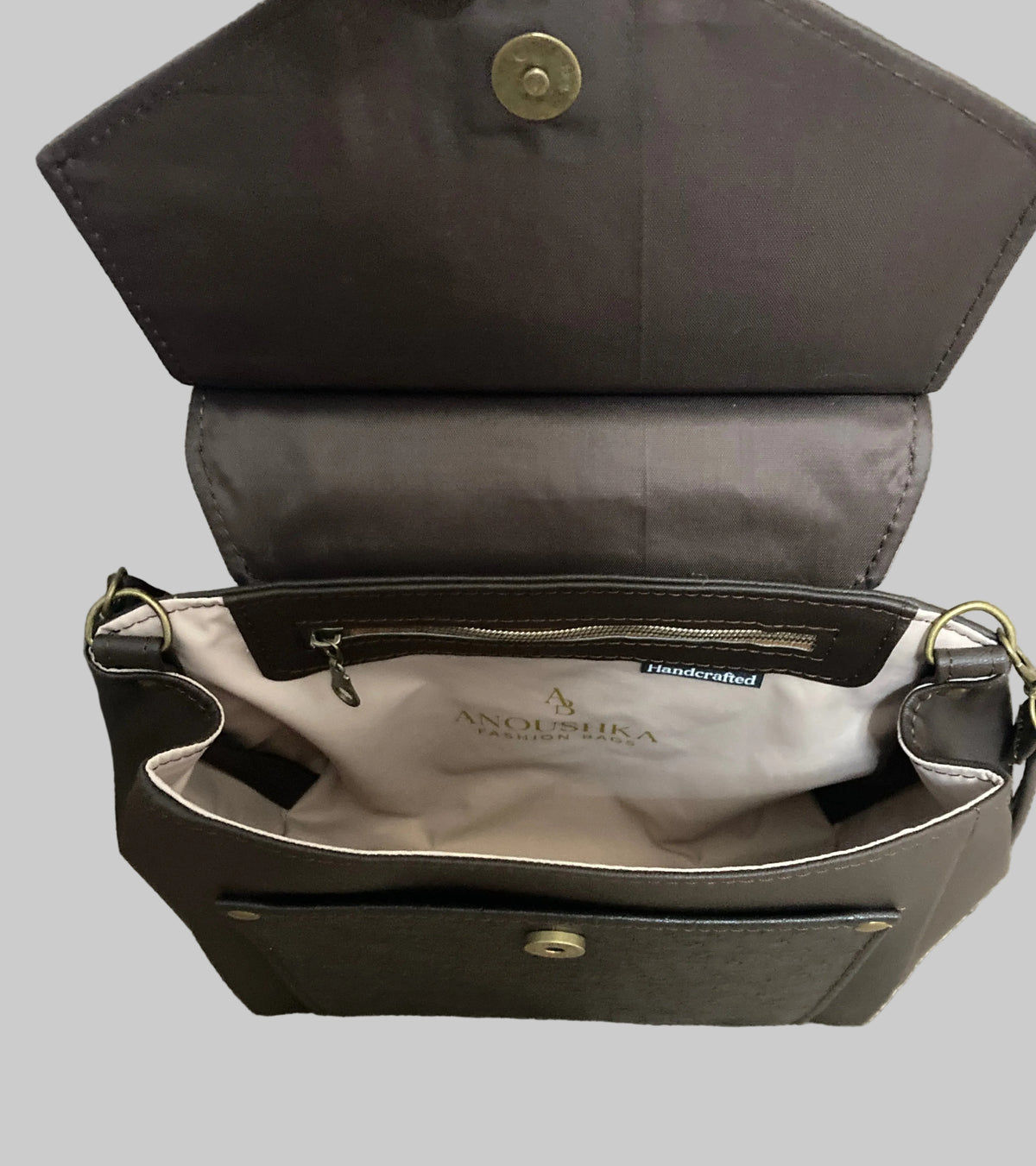 Brontide Convertible Bag (Brown)