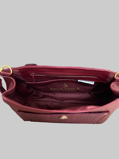 Brontide Convertible Bag (Red)