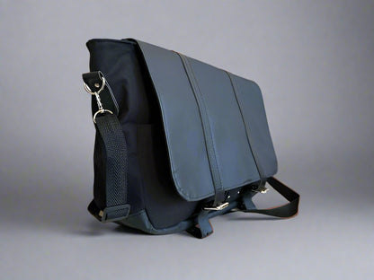 Colby messanger bag